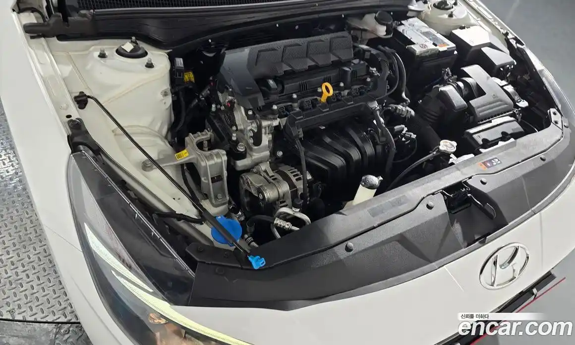Hyundai Avante 2021 1.6 гидро в Москве, фото 5