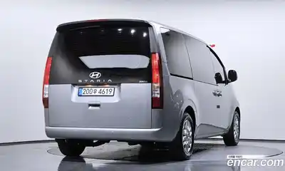 Hyundai Staria 2024 2.2 Автомат в Москве № 927628, миниатюра 2