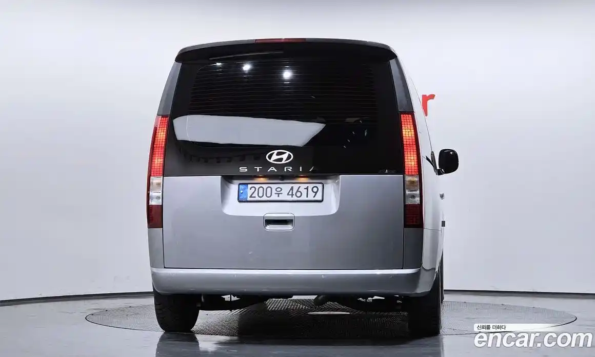 Hyundai Staria 2024 2.2 Автомат в Москве № 927628, фото 4