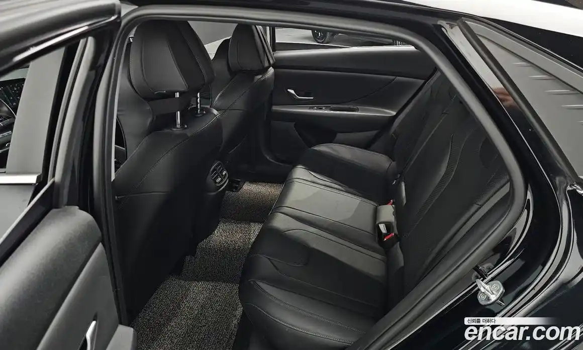 Hyundai Avante 2022 1.6 гидро в Москве № 927882, фото 12