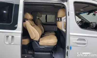 Hyundai Starex 2019 2.5 Автомат в Москве № 927933, миниатюра 12