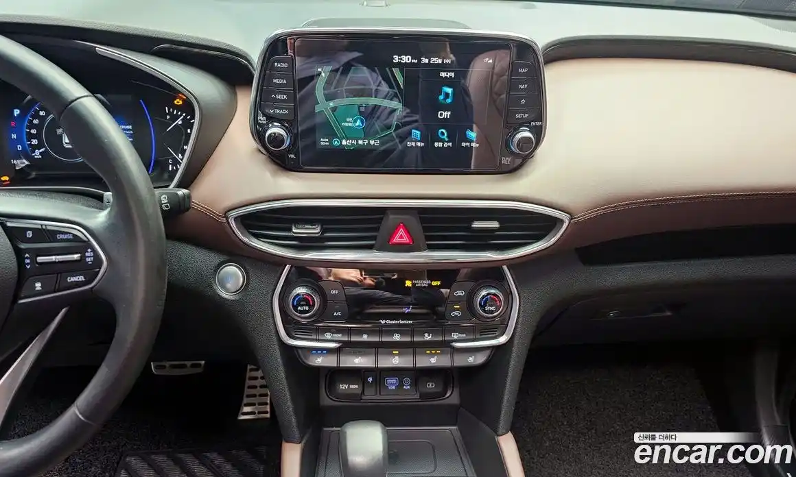 Hyundai Santa Fe 2018 2.2 Автомат в Москве № 928158, фото 14