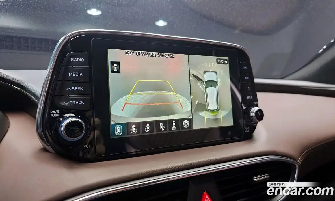 Hyundai Santa Fe 2018 2.2 Автомат в Москве № 928158, фото 15