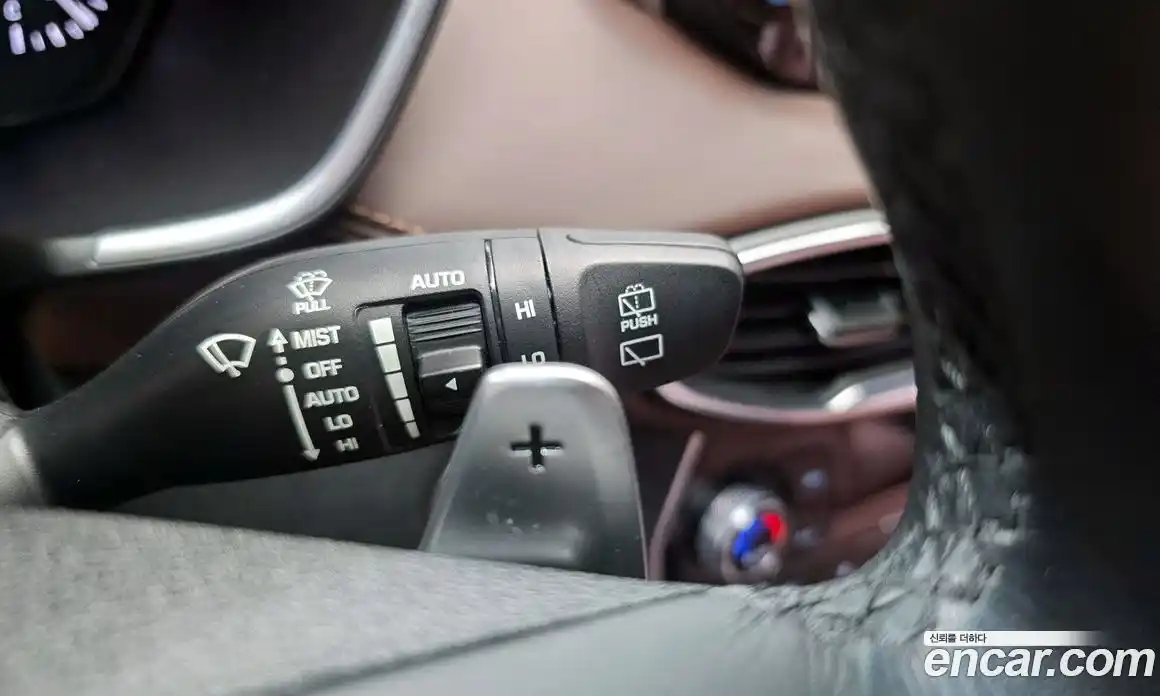 Hyundai Santa Fe 2018 2.2 Автомат в Москве № 928158, фото 17