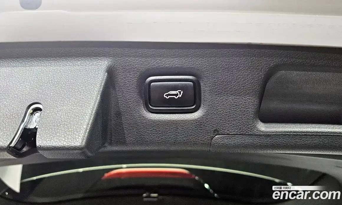 Hyundai Santa Fe 2018 2.2 Автомат в Москве № 928158, фото 20