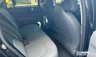 Kia EV3 2025 2.0 Автомат в Москве № 928360, миниатюра 11