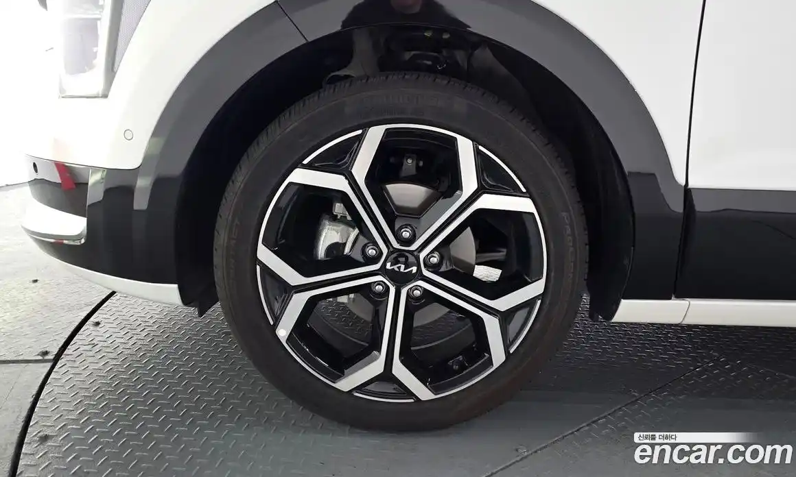 Kia Niro 2025 1.6 Автомат в Москве № 928427, фото 5