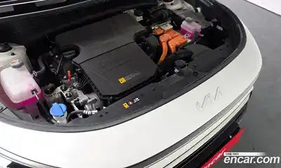 Kia Niro 2025 1.6 Автомат в Москве № 928427, миниатюра 6