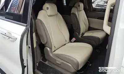 Kia Canival 2024 2.2 Автомат в Москве № 928443, миниатюра 12