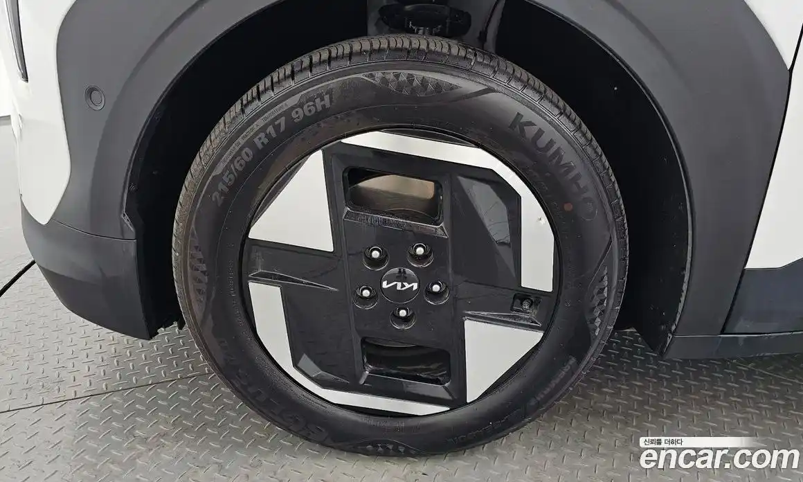 Kia EV3 2025 0.2 Автомат в Москве № 928817, фото 4