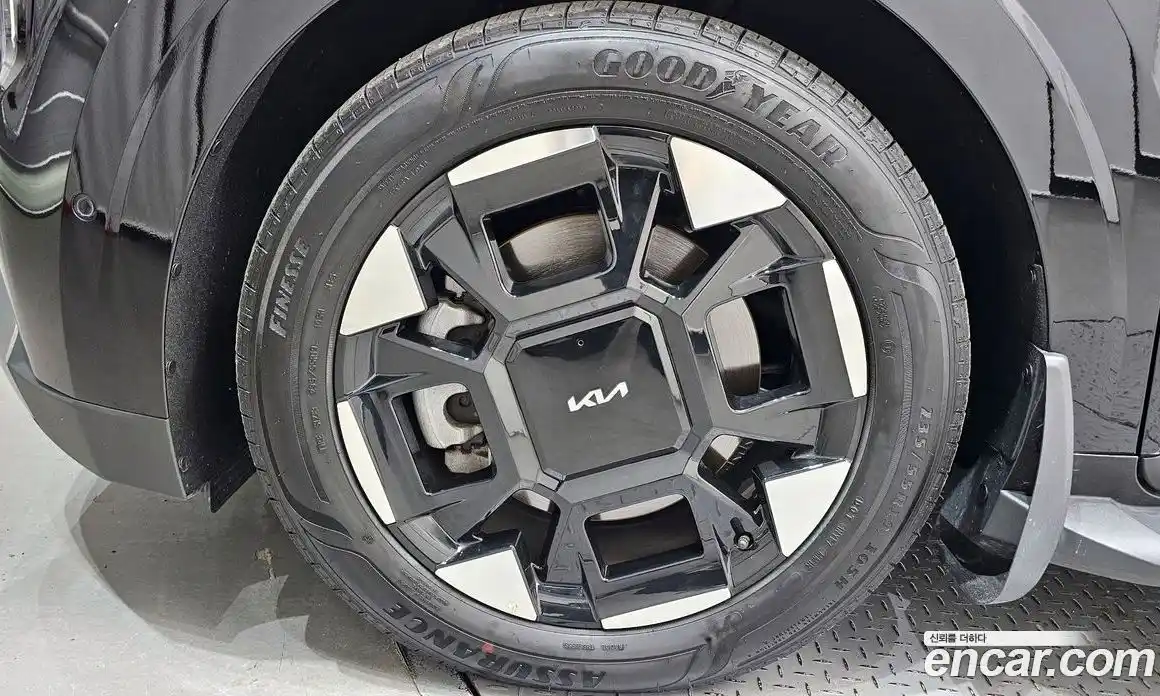 Kia Canival 2023 2.2 Автомат в Москве № 928831, фото 5