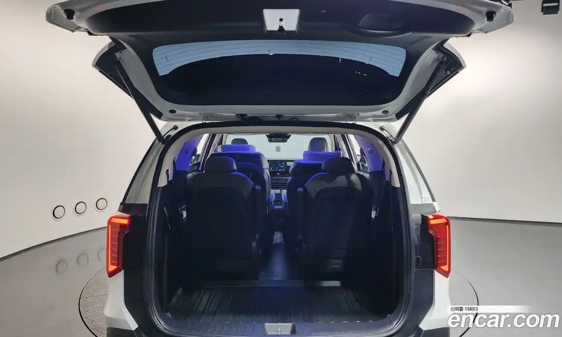 Kia Canival 2024 3.5 Автомат в Москве № 928859, фото 20