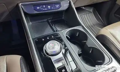 Kia Canival 2024 3.5 Автомат в Москве № 928859, миниатюра 9