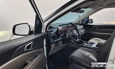 Kia Canival 2024 3.5 Автомат в Москве № 928859, миниатюра 10