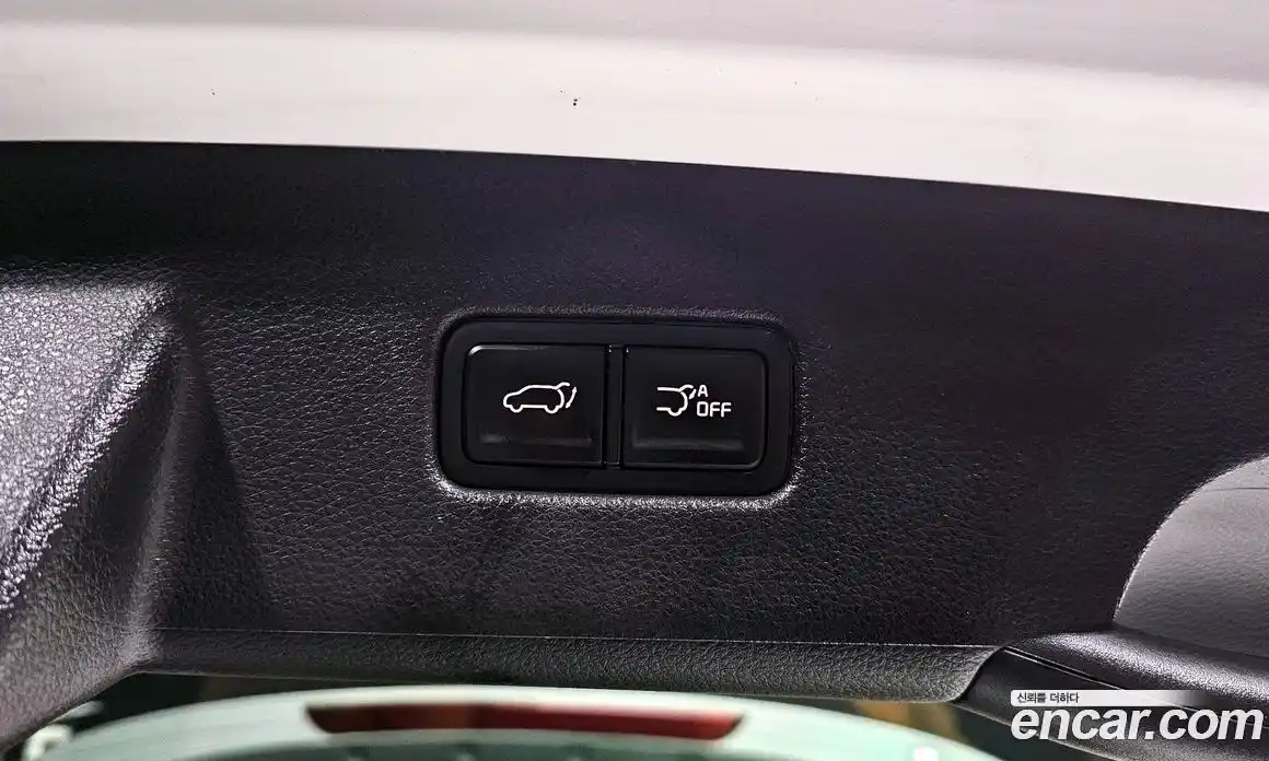 Kia Canival 2023 3.5 Автомат в Москве № 928888, фото 17