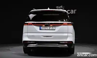 Kia Canival 2023 3.5 Автомат в Москве № 928888, миниатюра 4