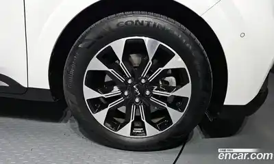 Kia Canival 2023 3.5 Автомат в Москве № 928888, миниатюра 5