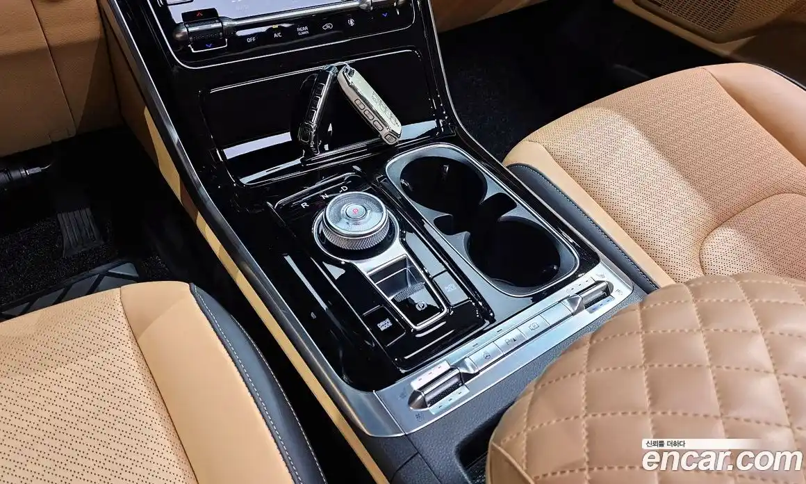 Kia Canival 2023 3.5 Автомат в Москве № 928888, фото 9