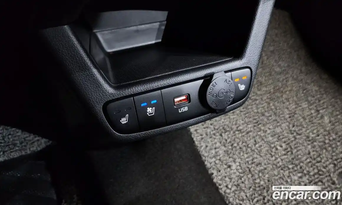 Kia Ray 2024 1.0 Автомат в Москве № 928897, фото 17