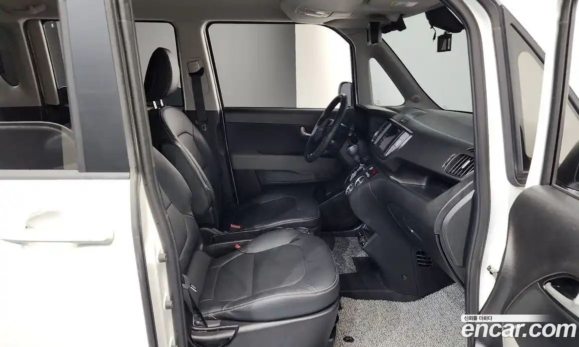 Kia Ray 2024 1.0 Автомат в Москве № 928897, фото 10