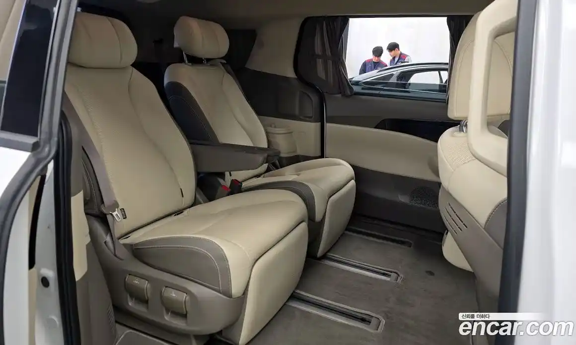 Kia Canival 2024 3.5 Автомат в Москве № 929007, фото 12