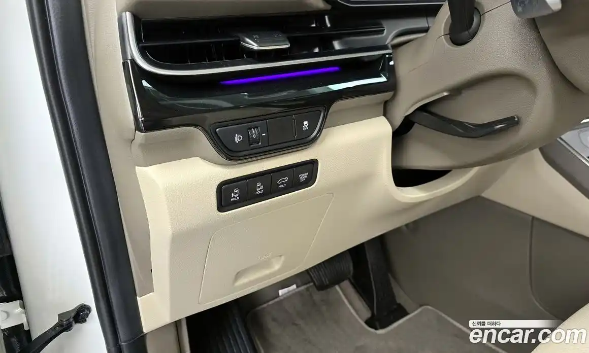 Kia Canival 2024 3.5 Автомат в Москве № 929007, фото 16