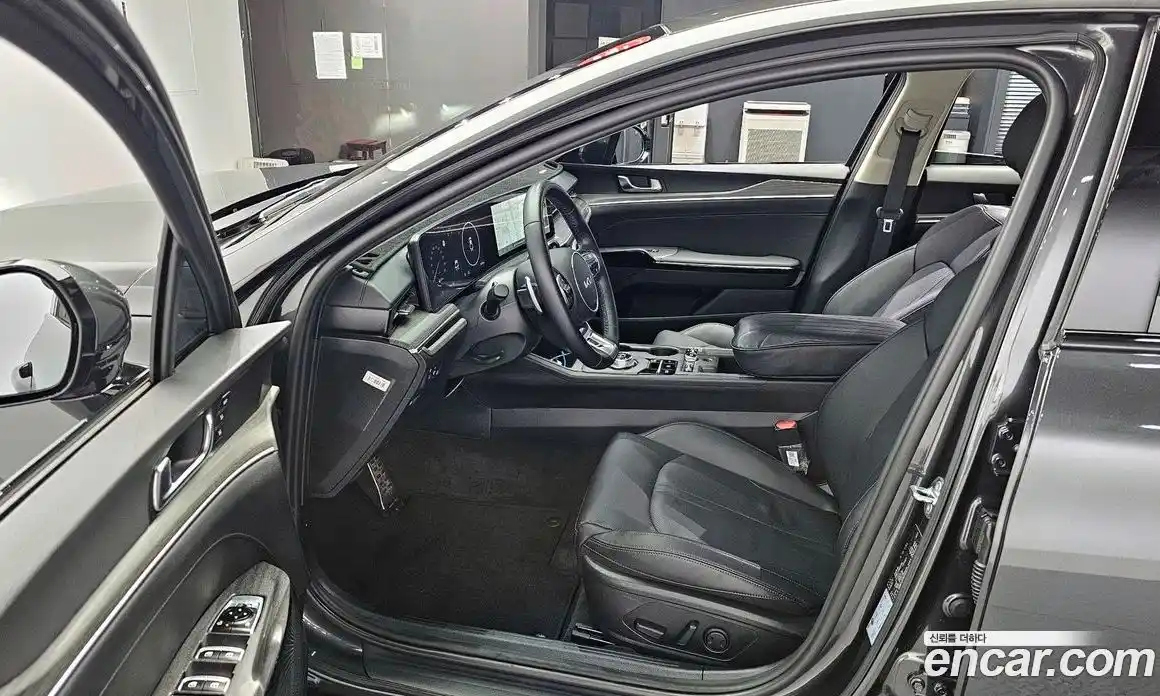 Kia K5 2025 2.0 Автомат в Москве № 929045, фото 10