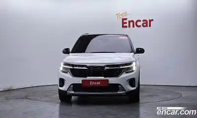 Kia Seltos 2022 1.6 Автомат в Москве № 929127, миниатюра 2