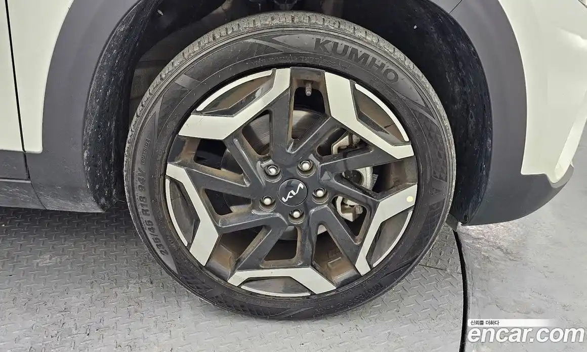 Kia Seltos 2022 1.6 Автомат в Москве № 929127, фото 4