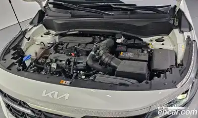 Kia Seltos 2022 1.6 Автомат в Москве № 929127, миниатюра 5