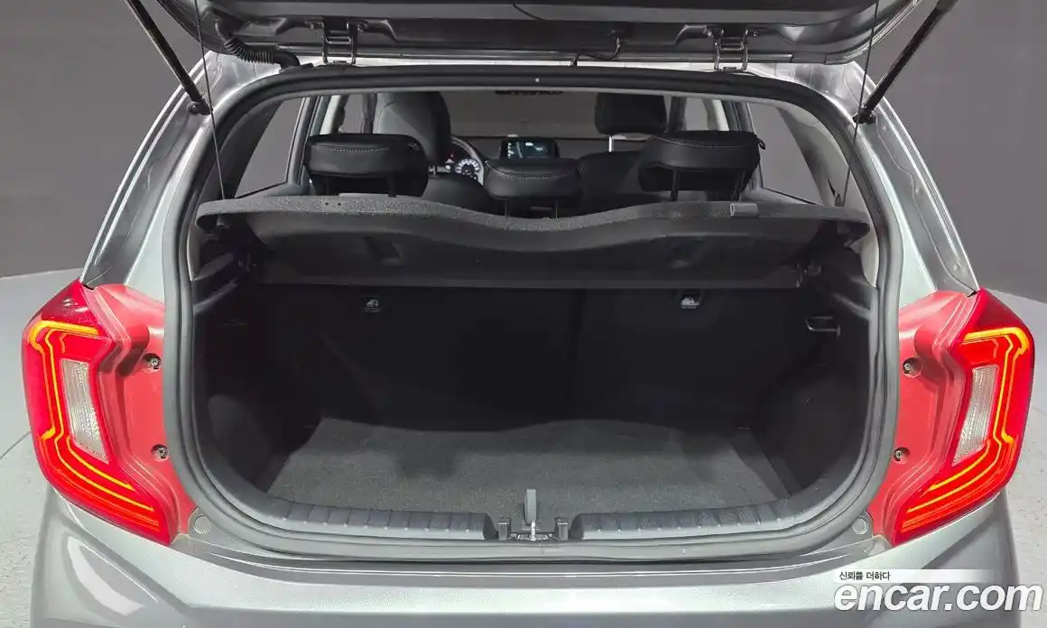 Kia Morning 2021 1.0 Автомат в Москве № 929133, фото 20