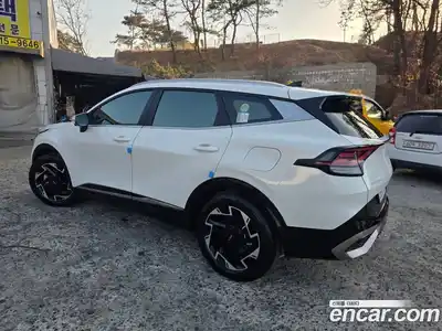 Kia Sportage 2023 1.6 Автомат в Москве № 929208, миниатюра 6