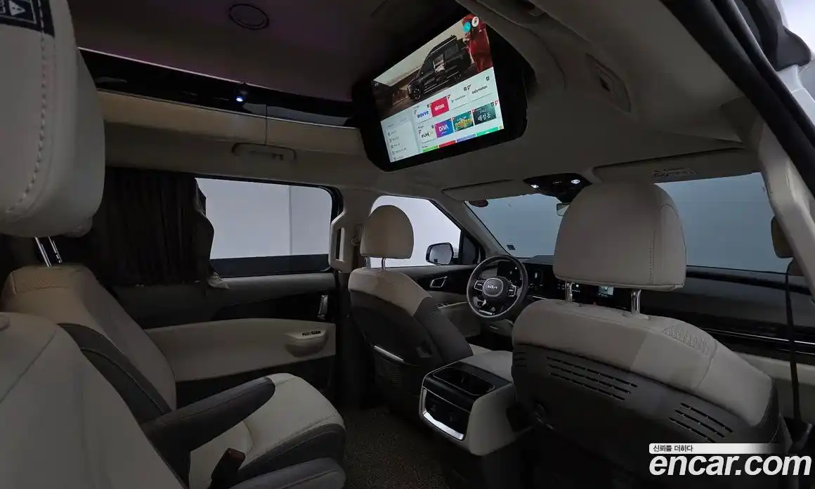 Kia Canival 2024 3.5 Автомат в Москве № 929255, фото 18