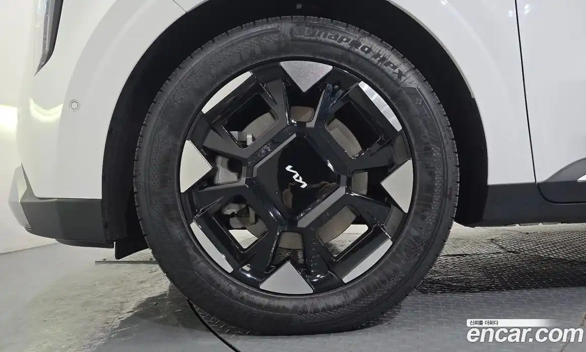 Kia Canival 2024 3.5 Автомат в Москве № 929255, фото 5