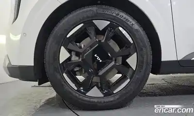 Kia Canival 2024 3.5 Автомат в Москве № 929255, миниатюра 5