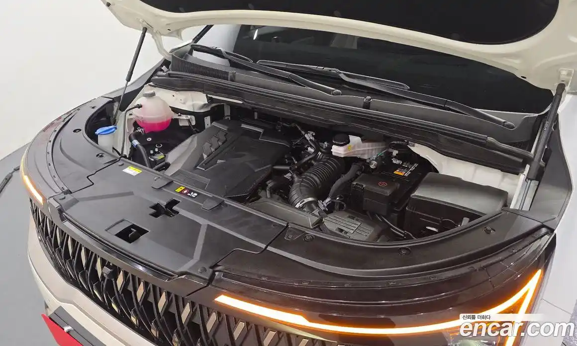 Kia Canival 2024 3.5 Автомат в Москве № 929255, фото 6