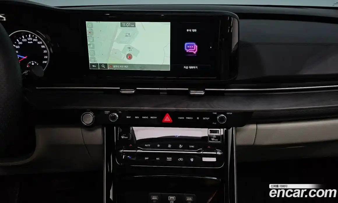 Kia Canival 2023 3.5 Автомат в Москве № 929371, фото 14