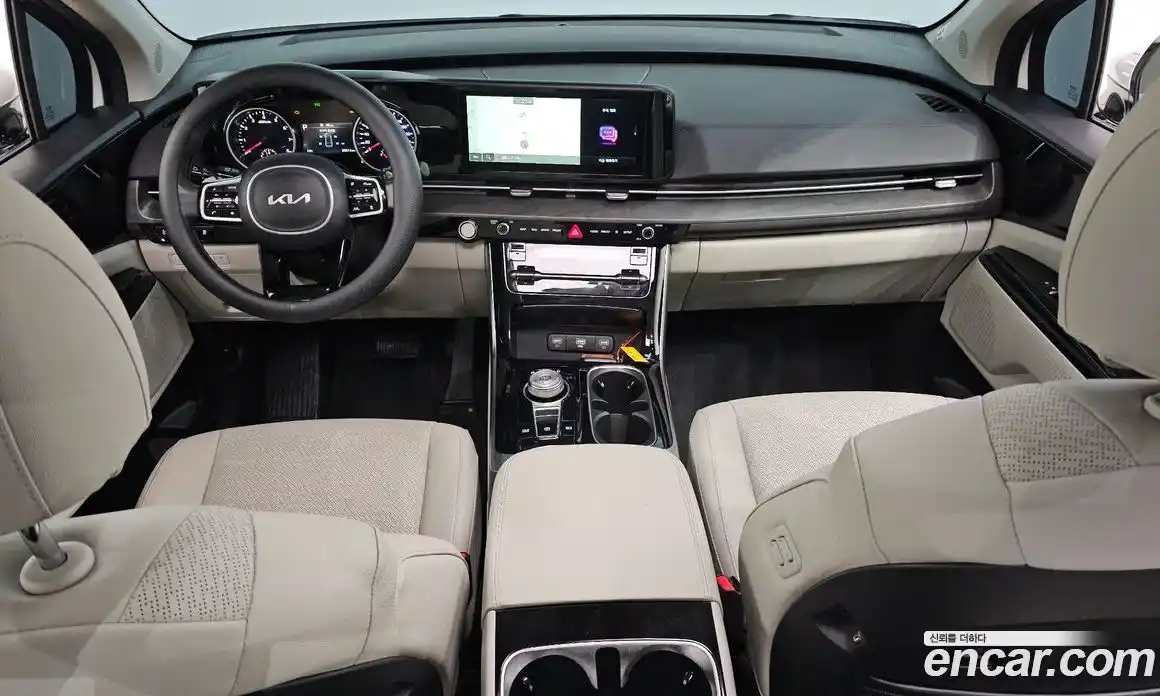 Kia Canival 2023 3.5 Автомат в Москве № 929371, фото 7