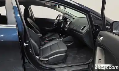 Kia K3 2015 1.6 гидро в Москве № 929412, миниатюра 11