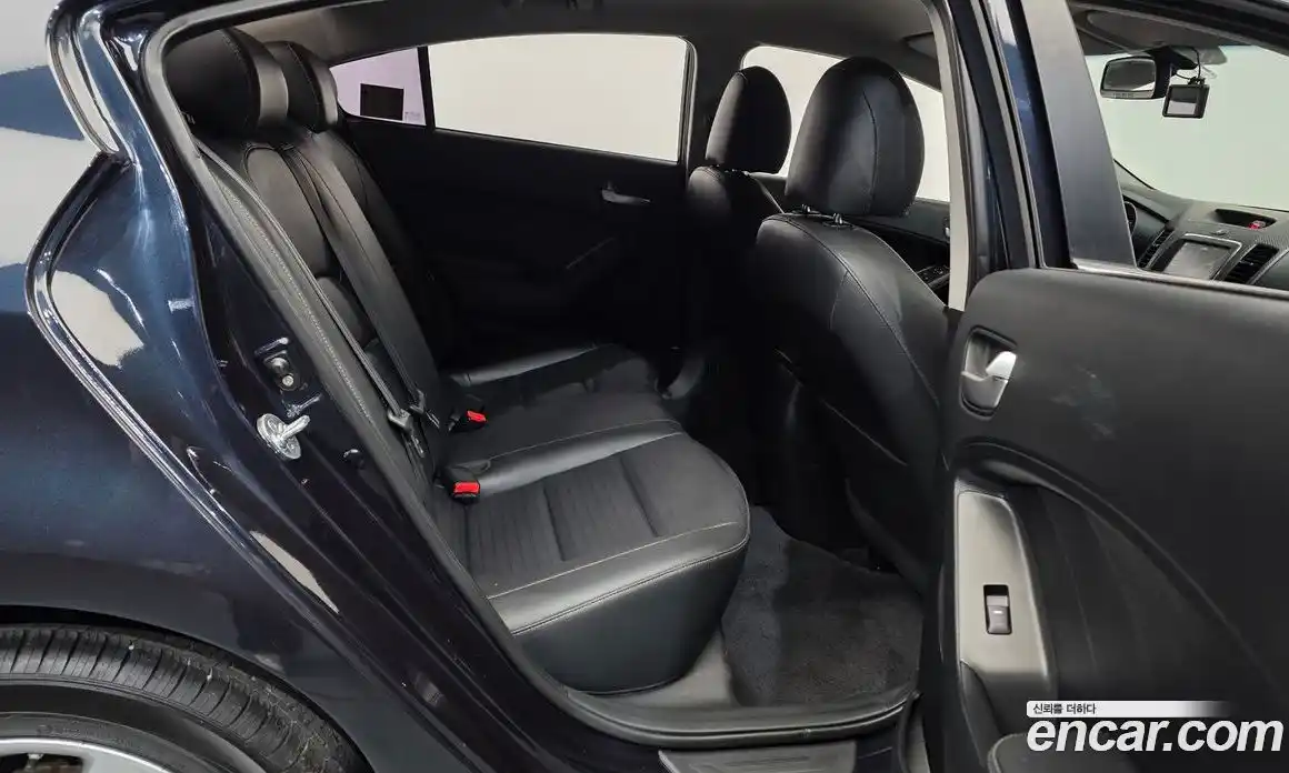 Kia K3 2015 1.6 гидро в Москве № 929412, фото 12