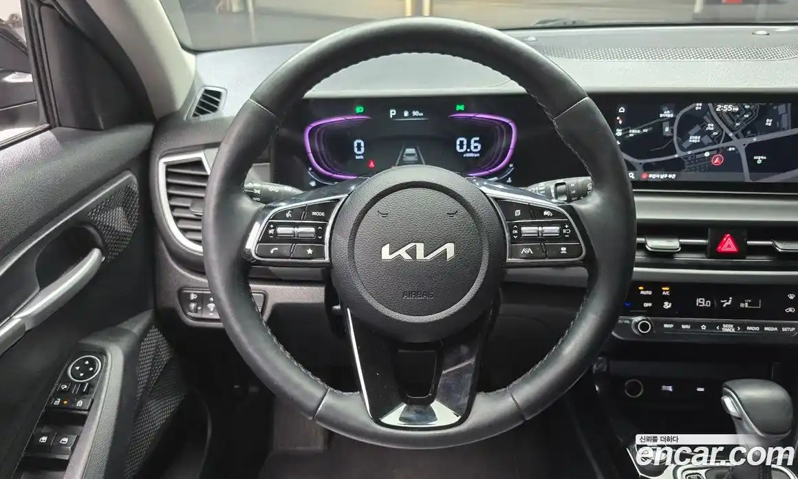 Kia Seltos 2024 2.0 Автомат в Москве № 929422, фото 14