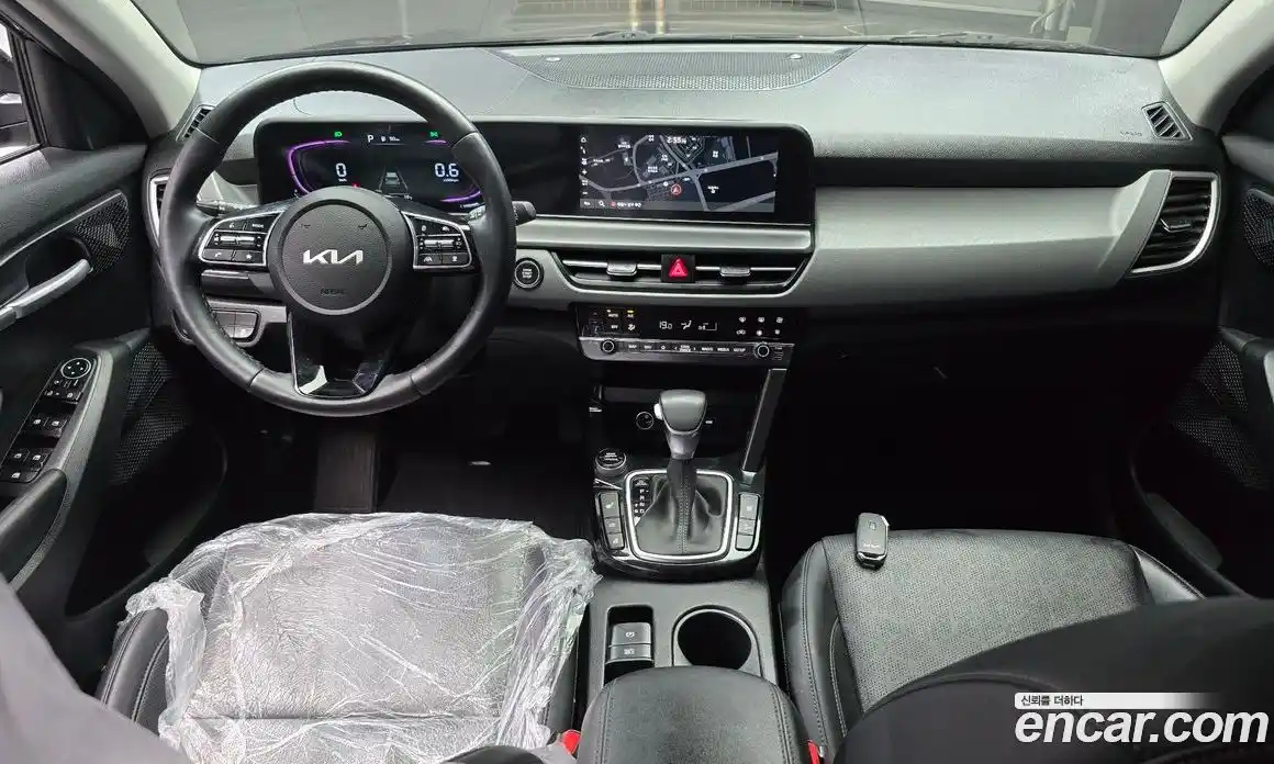 Kia Seltos 2024 2.0 Автомат в Москве № 929422, фото 7