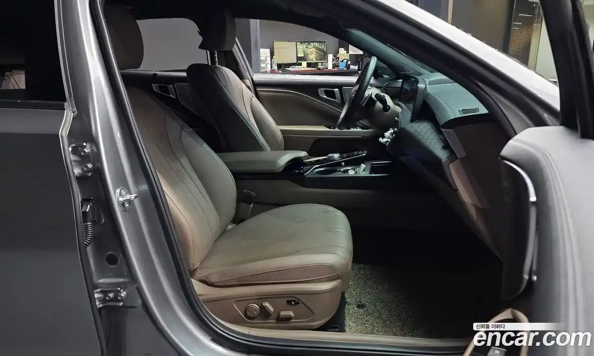 Kia K8 2023 2.5 Автомат в Москве № 929640, фото 11