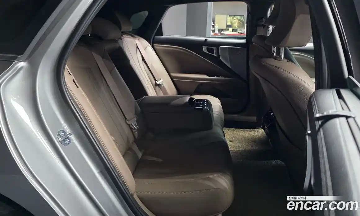 Kia K8 2023 2.5 Автомат в Москве № 929640, фото 12