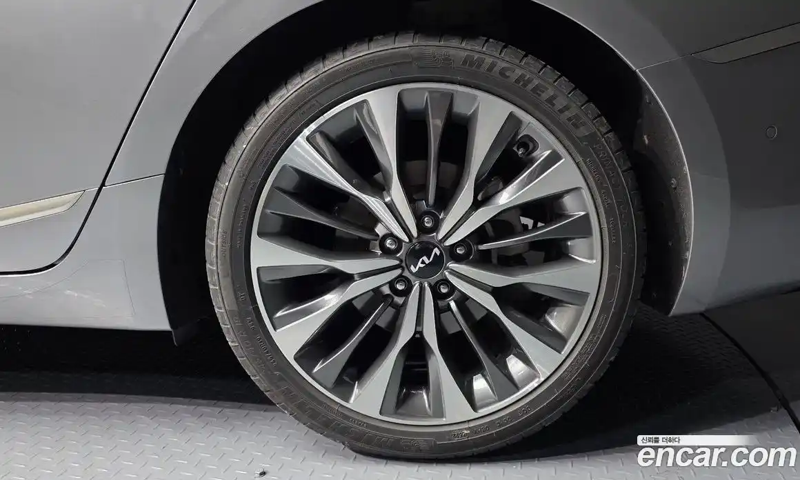 Kia K8 2023 2.5 Автомат в Москве № 929640, фото 5