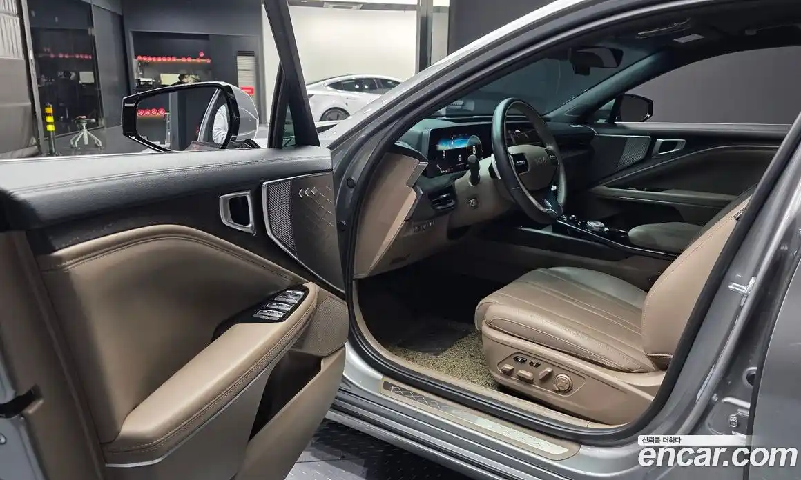 Kia K8 2023 2.5 Автомат в Москве № 929640, фото 10