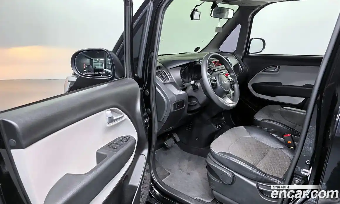 Kia Ray 2022 1.0 Автомат в Москве № 929708, фото 11