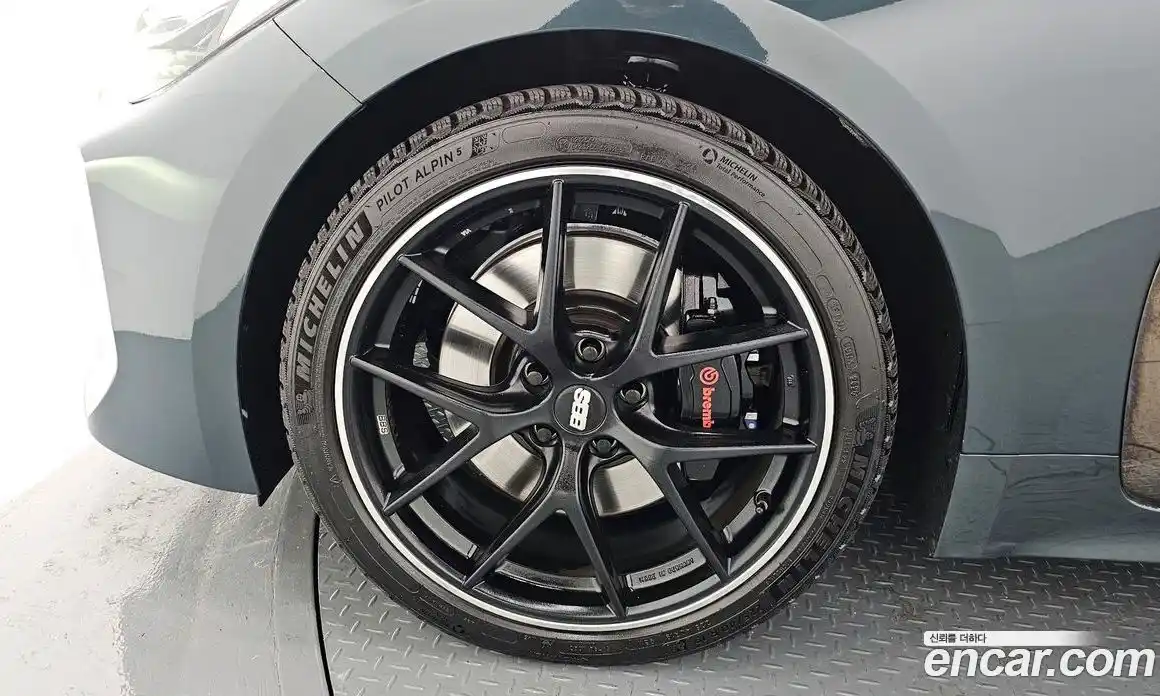 Kia Stinger 2023 3.3 Автомат в Москве № 929758, фото 5