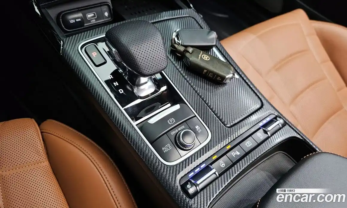 Kia Stinger 2023 3.3 Автомат в Москве № 929758, фото 9