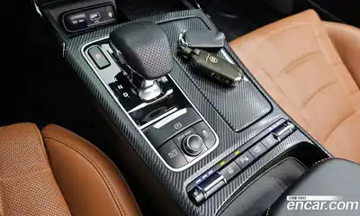 Kia Stinger 2023 3.3 Автомат в Москве № 929758, миниатюра 9